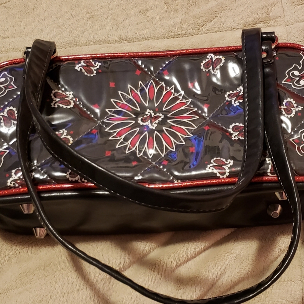 Trophy Queen purse